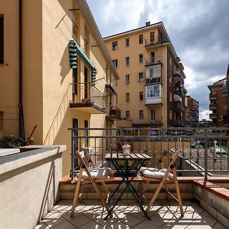 Studio Calari With Terrace By Wonderful Italy Bologna Eksteriør billede